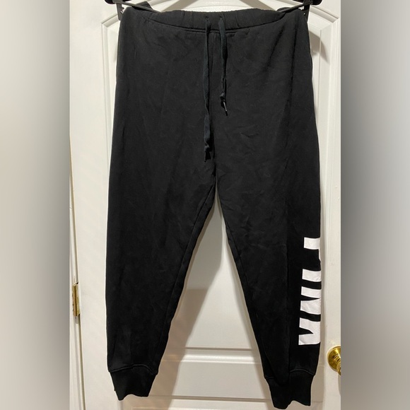 PINK - Victoria's Secret Everyday Lounge Relaxed Joggers worn once. - Picture 3 of 5